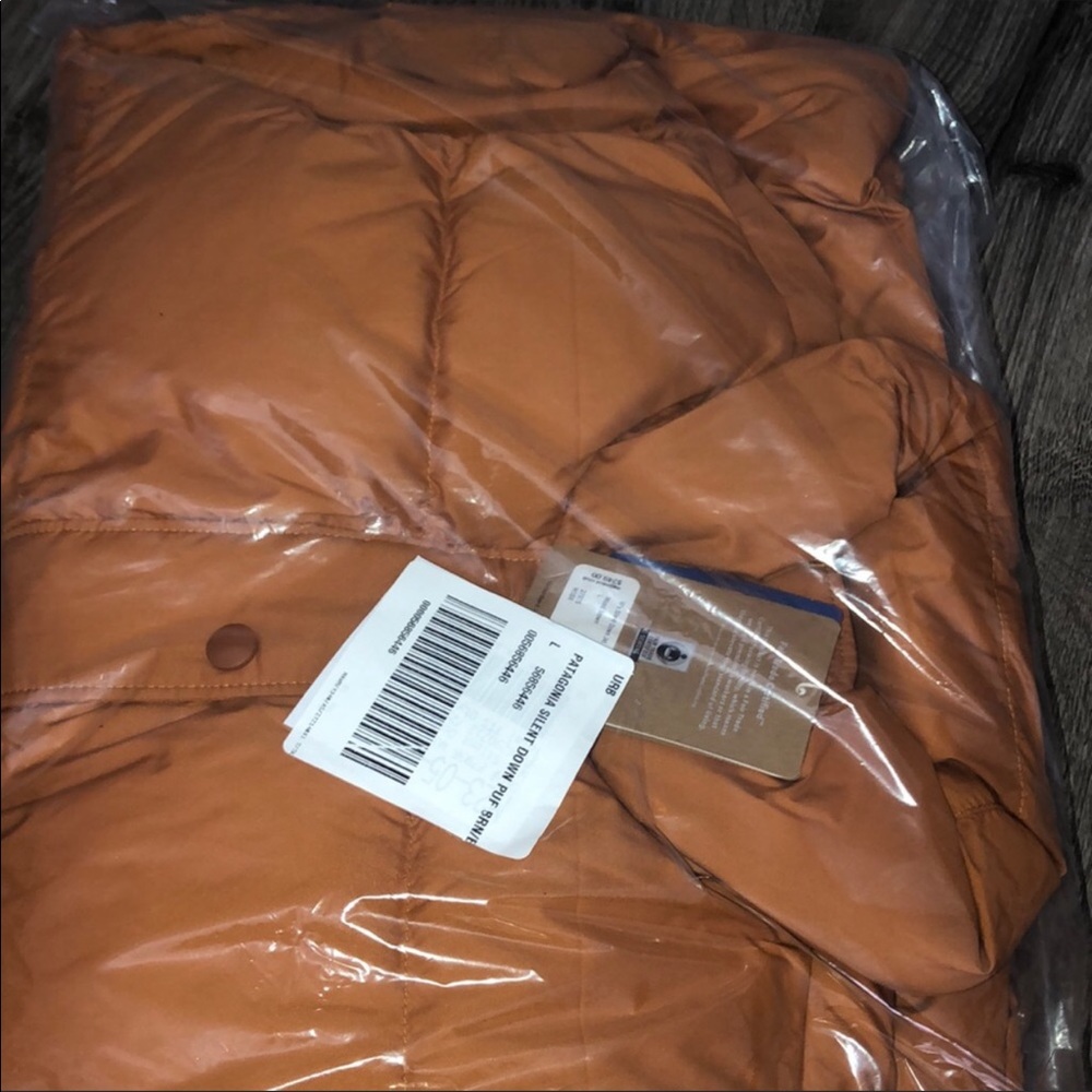 Brand New - Patagonia Silent Down Puffer Jacket - Picture 4 of 4